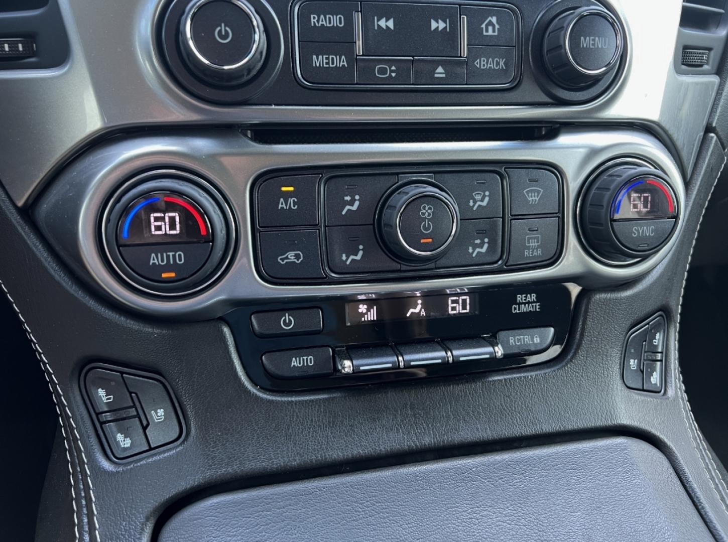 2019 BLACK /Black Leather Chevrolet Suburban Premier 4WD (1GNSKJKJ7KR) with an 6.2L V8 engine, Automatic transmission, located at 506 S. Kingshighway, Cape Girardeau, MO, 63703, (573) 235-5000, 37.294991, -89.553635 - 2019 Chevrolet Suburban 1500 Premier 92xxx miles 4 Wheel Drive 6.2L V8 Automatic Leather 3rd Row Navigation Rear Entertainment Power/Heated/Cooled Seats Heated Rear Seats Heated Steering Wheel Backup Camera Bluetooth Cruise Power Windows/Locks/Mirrors We have financing available and - Photo#5