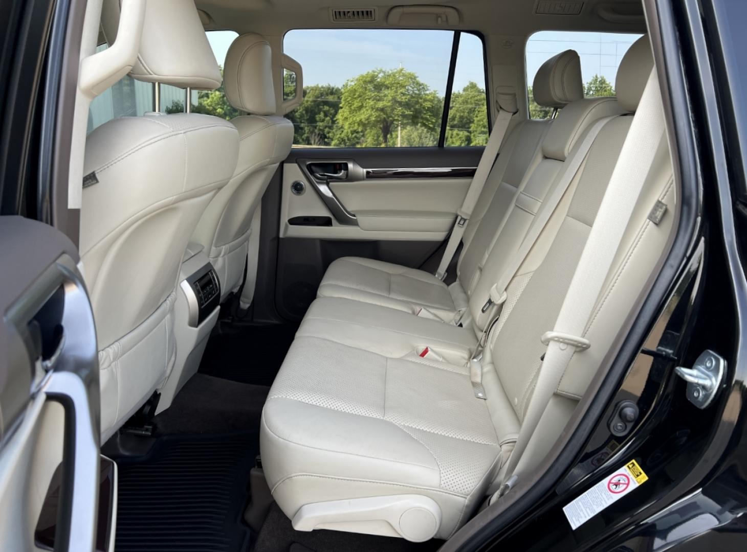 2014 BLACK /Tan Leather Lexus GX 460 Luxury (JTJJM7FX7E5) with an 4.6L V8 engine, Automatic transmission, located at 506 S. Kingshighway, Cape Girardeau, MO, 63703, (573) 235-5000, 37.294991, -89.553635 - 2014 Lexus GX 460 Luxury 138xxx miles All Wheel Drive 4.6L V8 Automatic Leather 3rd Row New Tires Navigation Power/Heated/Cooled Seats Heated Rear Seats Heated Steering Wheel Backup Camera Sunroof Bluetooth Cruise Power Windows/Locks/Mirrors We have financing available and we accept - Photo#20