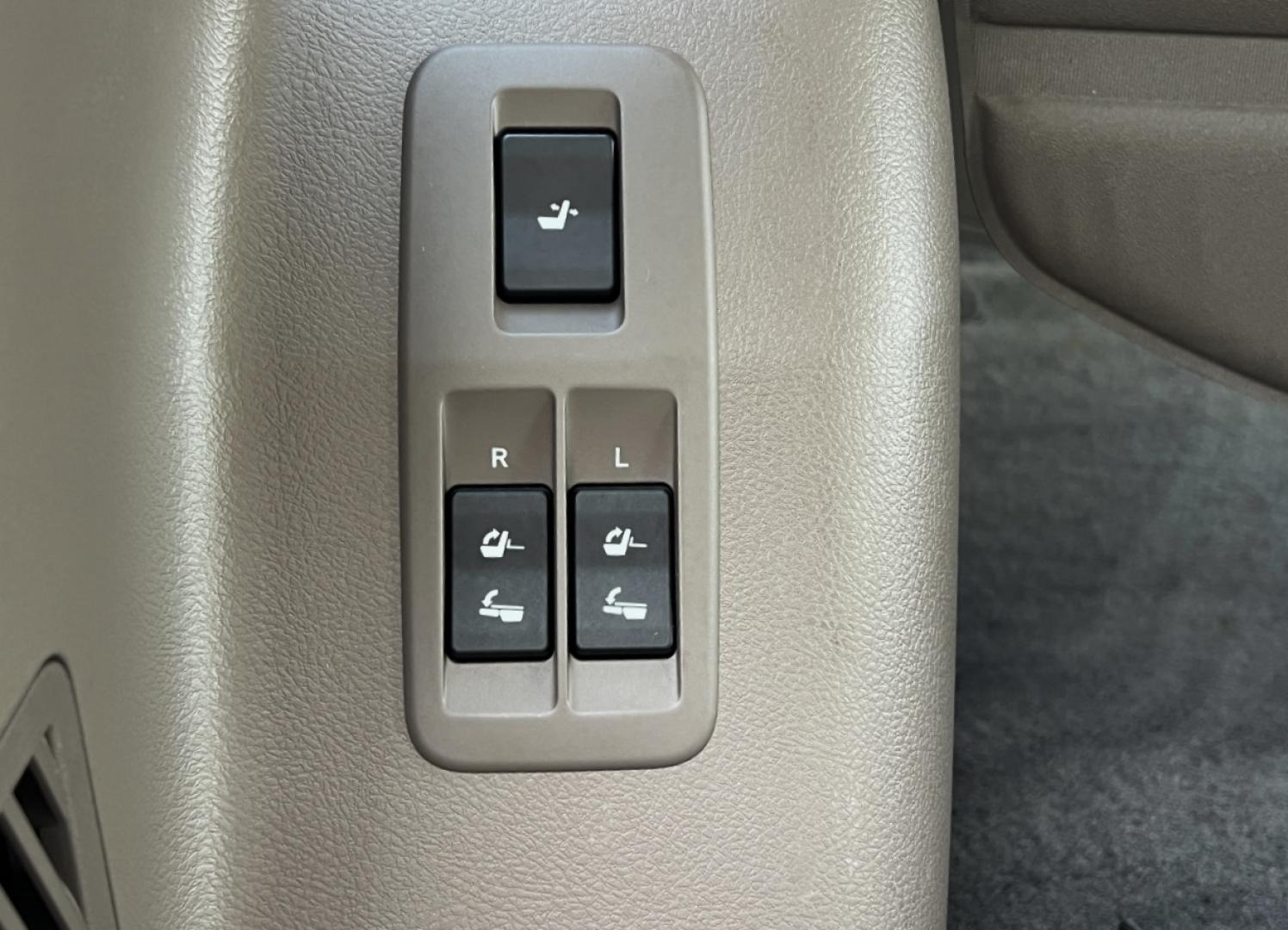 2014 BLACK /Tan Leather Lexus GX 460 Luxury (JTJJM7FX7E5) with an 4.6L V8 engine, Automatic transmission, located at 506 S. Kingshighway, Cape Girardeau, MO, 63703, (573) 235-5000, 37.294991, -89.553635 - 2014 Lexus GX 460 Luxury 138xxx miles All Wheel Drive 4.6L V8 Automatic Leather 3rd Row New Tires Navigation Power/Heated/Cooled Seats Heated Rear Seats Heated Steering Wheel Backup Camera Sunroof Bluetooth Cruise Power Windows/Locks/Mirrors We have financing available and we accept - Photo#41