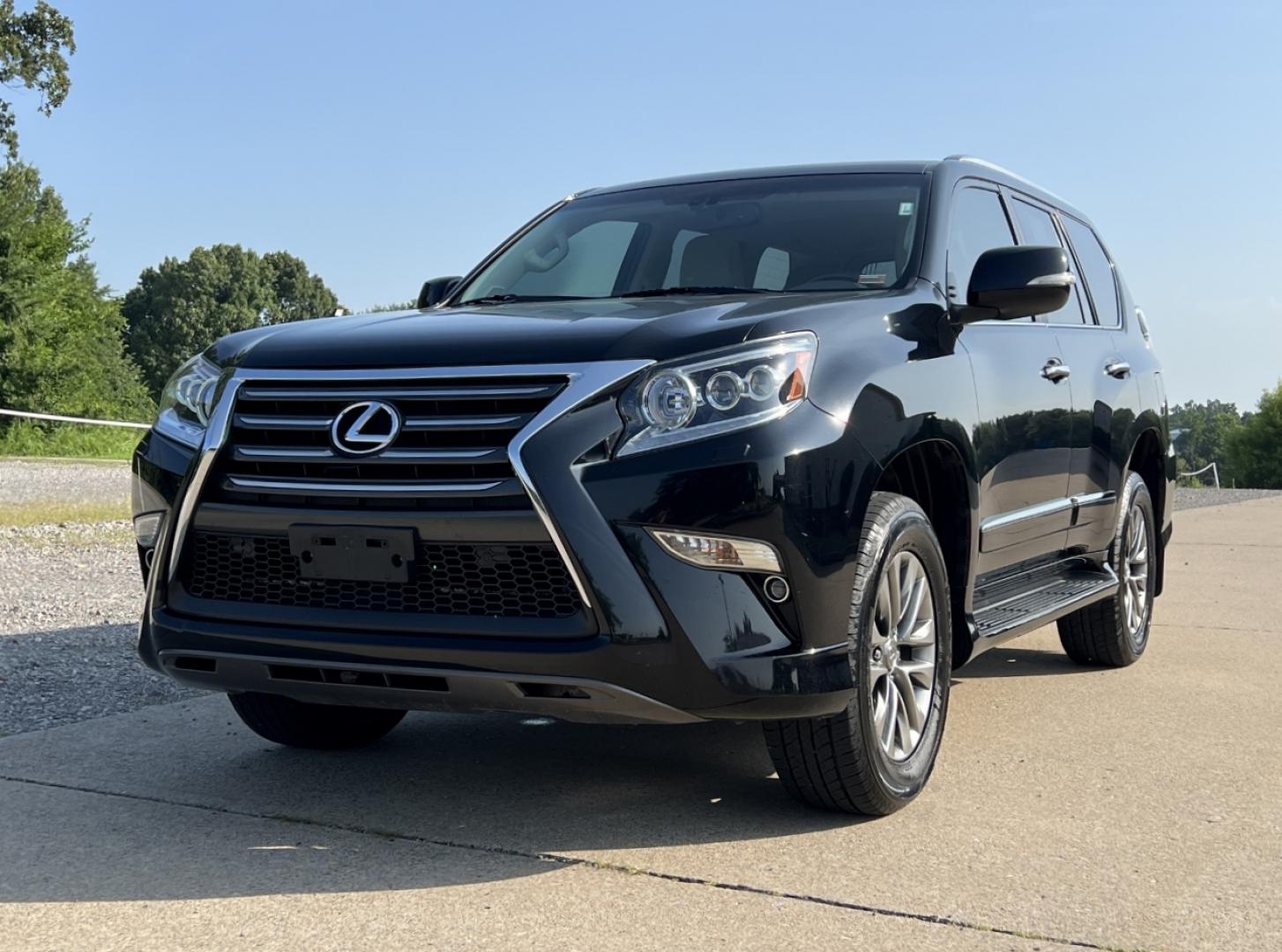 2014 BLACK /Tan Leather Lexus GX 460 Luxury (JTJJM7FX7E5) with an 4.6L V8 engine, Automatic transmission, located at 506 S. Kingshighway, Cape Girardeau, MO, 63703, (573) 235-5000, 37.294991, -89.553635 - 2014 Lexus GX 460 Luxury 138xxx miles All Wheel Drive 4.6L V8 Automatic Leather 3rd Row New Tires Navigation Power/Heated/Cooled Seats Heated Rear Seats Heated Steering Wheel Backup Camera Sunroof Bluetooth Cruise Power Windows/Locks/Mirrors We have financing available and we accept - Photo#9