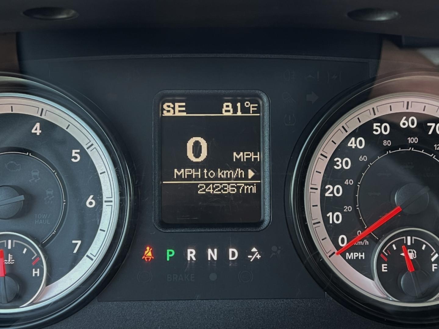 2015 MAROON /Gray Cloth RAM 1500 Express Crew Cab 4WD (1C6RR7KT6FS) with an 5.7L V8 HEMI engine, Automatic transmission, located at 506 S. Kingshighway, Cape Girardeau, MO, 63703, (573) 235-5000, 37.294991, -89.553635 - 2015 Ram 1500 Express 242xxx miles 4x4 5.7L V8 HEMI Automatic Backup Camera Bluetooth Cruise Power Windows/Locks/Mirrors We have financing available and we accept trades! Fill out a credit application on our website or come by today! If you have any questions, give us a call at (573) 235-5 - Photo#20
