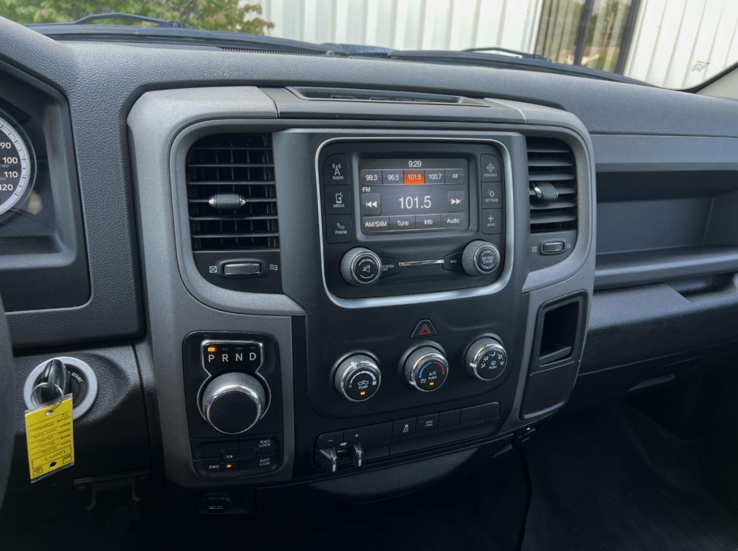 2015 MAROON /Gray Cloth RAM 1500 Express Crew Cab 4WD (1C6RR7KT6FS) with an 5.7L V8 HEMI engine, Automatic transmission, located at 506 S. Kingshighway, Cape Girardeau, MO, 63703, (573) 235-5000, 37.294991, -89.553635 - 2015 Ram 1500 Express 242xxx miles 4x4 5.7L V8 HEMI Automatic Backup Camera Bluetooth Cruise Power Windows/Locks/Mirrors We have financing available and we accept trades! Fill out a credit application on our website or come by today! If you have any questions, give us a call at (573) 235-5 - Photo#22