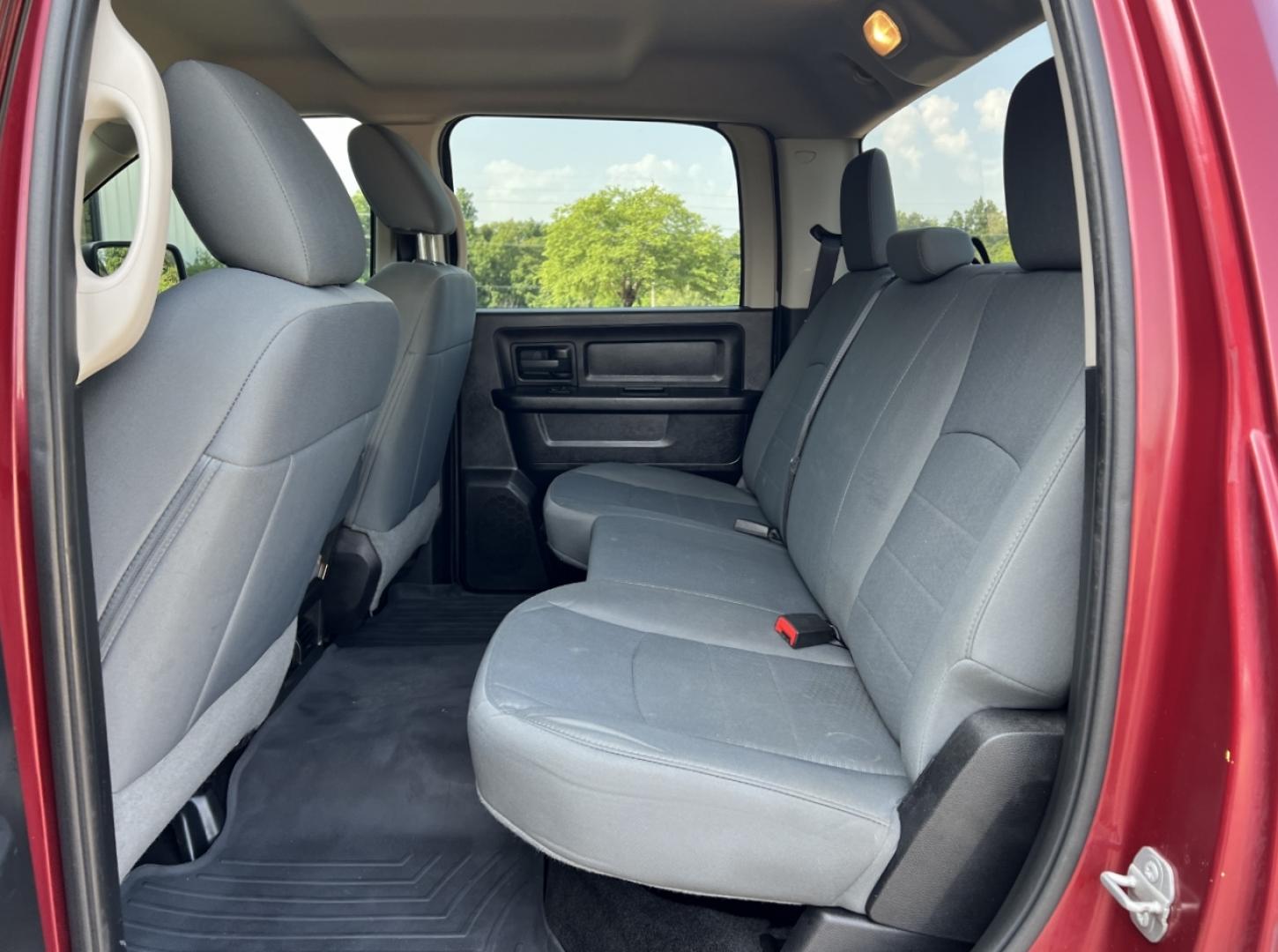 2015 MAROON /Gray Cloth RAM 1500 Express Crew Cab 4WD (1C6RR7KT6FS) with an 5.7L V8 HEMI engine, Automatic transmission, located at 506 S. Kingshighway, Cape Girardeau, MO, 63703, (573) 235-5000, 37.294991, -89.553635 - 2015 Ram 1500 Express 242xxx miles 4x4 5.7L V8 HEMI Automatic Backup Camera Bluetooth Cruise Power Windows/Locks/Mirrors We have financing available and we accept trades! Fill out a credit application on our website or come by today! If you have any questions, give us a call at (573) 235-5 - Photo#15