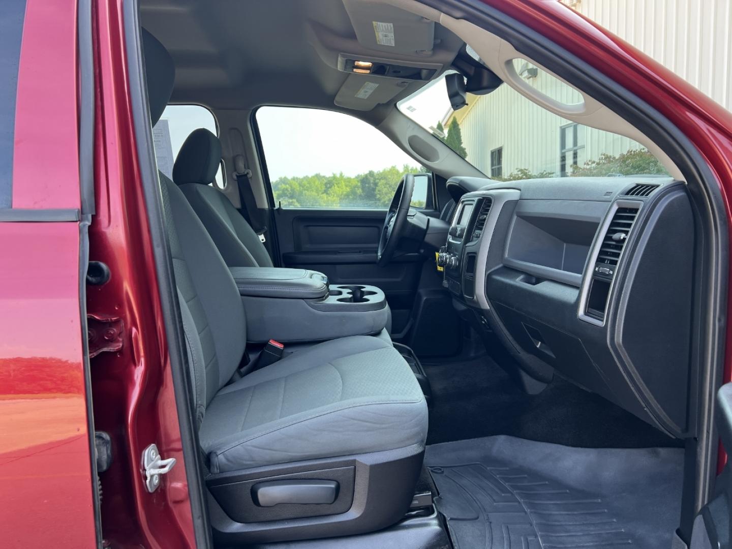 2015 MAROON /Gray Cloth RAM 1500 Express Crew Cab 4WD (1C6RR7KT6FS) with an 5.7L V8 HEMI engine, Automatic transmission, located at 506 S. Kingshighway, Cape Girardeau, MO, 63703, (573) 235-5000, 37.294991, -89.553635 - 2015 Ram 1500 Express 242xxx miles 4x4 5.7L V8 HEMI Automatic Backup Camera Bluetooth Cruise Power Windows/Locks/Mirrors We have financing available and we accept trades! Fill out a credit application on our website or come by today! If you have any questions, give us a call at (573) 235-5 - Photo#14