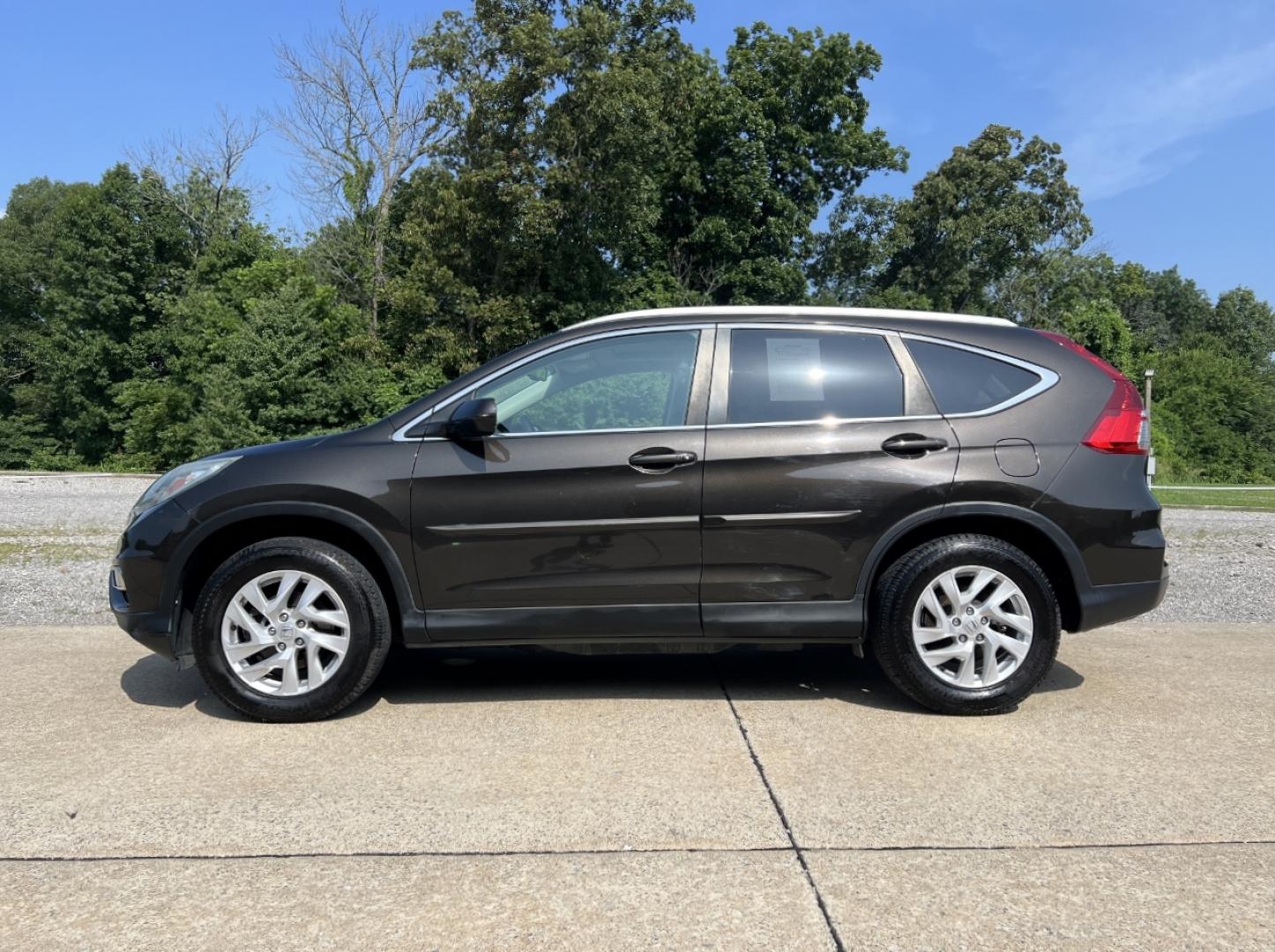 2015 BROWN /Black Leather Honda CR-V EX-L 4WD (2HKRM4H78FH) with an 2.4L 4 Cyl. engine, Continuously Variable Transmission transmission, located at 506 S. Kingshighway, Cape Girardeau, MO, 63703, (573) 235-5000, 37.294991, -89.553635 - 2015 Honda CR-V EX-L 135xxx miles All Wheel Drive 2.4L 4 Cyl. Automatic Leather Backup Camera Power Driver Seat Heated Seats Sunroof Bluetooth Cruise Power Windows/Locks/Mirrors We have financing available and we accept trades! Fill out a credit application on our website or come by tod - Photo#7