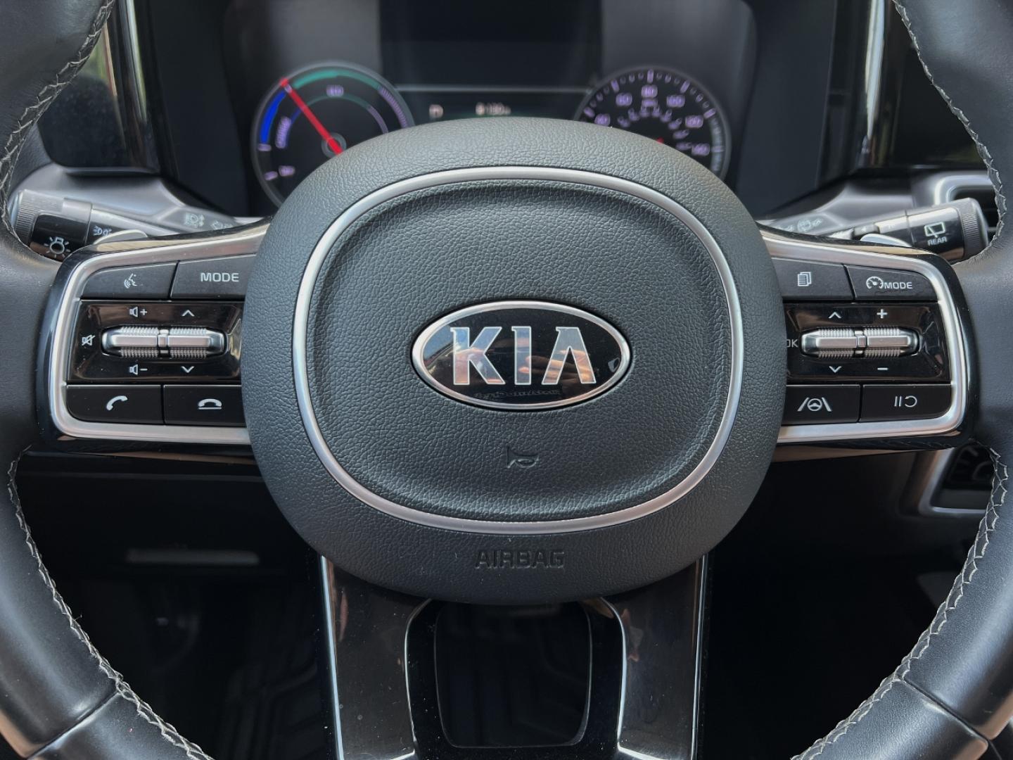 2021 RED /Black Leather Kia Sorento Hybrid S (KNDRG4LG5M5) with an 1.6L 4 Cyl. HYBRID engine, Automatic transmission, located at 506 S. Kingshighway, Cape Girardeau, MO, 63703, (573) 235-5000, 37.294991, -89.553635 - 2021 Kia Sorento Hybrid S 1-Owner 104xxx miles Front Wheel Drive 1.6L 4 Cyl. Hybrid Automatic Leather 3rd Row Backup Camera Power Driver Seat Heated Seats Bluetooth Remote Start Cruise Power Windows/Locks/Mirrors We have financing available and we accept trades! Fill out a credit appl - Photo#20