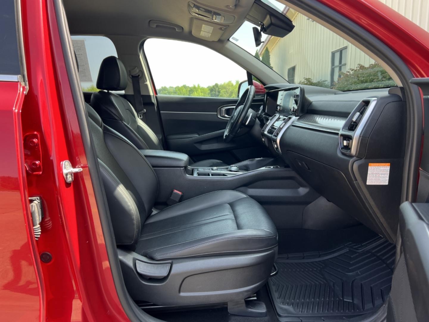 2021 RED /Black Leather Kia Sorento Hybrid S (KNDRG4LG5M5) with an 1.6L 4 Cyl. HYBRID engine, Automatic transmission, located at 506 S. Kingshighway, Cape Girardeau, MO, 63703, (573) 235-5000, 37.294991, -89.553635 - 2021 Kia Sorento Hybrid S 1-Owner 104xxx miles Front Wheel Drive 1.6L 4 Cyl. Hybrid Automatic Leather 3rd Row Backup Camera Power Driver Seat Heated Seats Bluetooth Remote Start Cruise Power Windows/Locks/Mirrors We have financing available and we accept trades! Fill out a credit appl - Photo#15