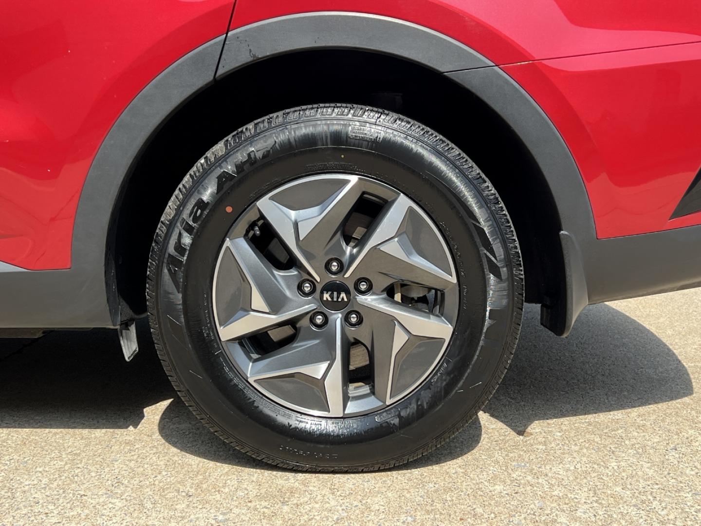 2021 RED /Black Leather Kia Sorento Hybrid S (KNDRG4LG5M5) with an 1.6L 4 Cyl. HYBRID engine, Automatic transmission, located at 506 S. Kingshighway, Cape Girardeau, MO, 63703, (573) 235-5000, 37.294991, -89.553635 - 2021 Kia Sorento Hybrid S 1-Owner 104xxx miles Front Wheel Drive 1.6L 4 Cyl. Hybrid Automatic Leather 3rd Row Backup Camera Power Driver Seat Heated Seats Bluetooth Remote Start Cruise Power Windows/Locks/Mirrors We have financing available and we accept trades! Fill out a credit appl - Photo#35
