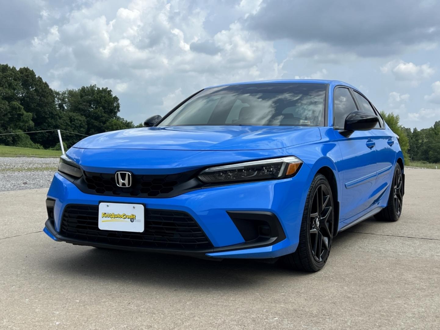 2022 BLUE /Black Cloth Honda Civic Sport Hatchback CVT (19XFL2H89NE) with an 2.0L 4 Cyl. TURBO engine, CVT transmission, located at 506 S. Kingshighway, Cape Girardeau, MO, 63703, (573) 235-5000, 37.294991, -89.553635 - 2022 Honda Civic Sport 103xxx miles Front Wheel Drive 2.0L 4 Cyl. Automatic New Tires Backup Camera Bluetooth Remote Start Cruise Power Windows/Locks/Mirrors We have financing available and we accept trades! Fill out a credit application on our website or come by today! If you have any q - Photo#4