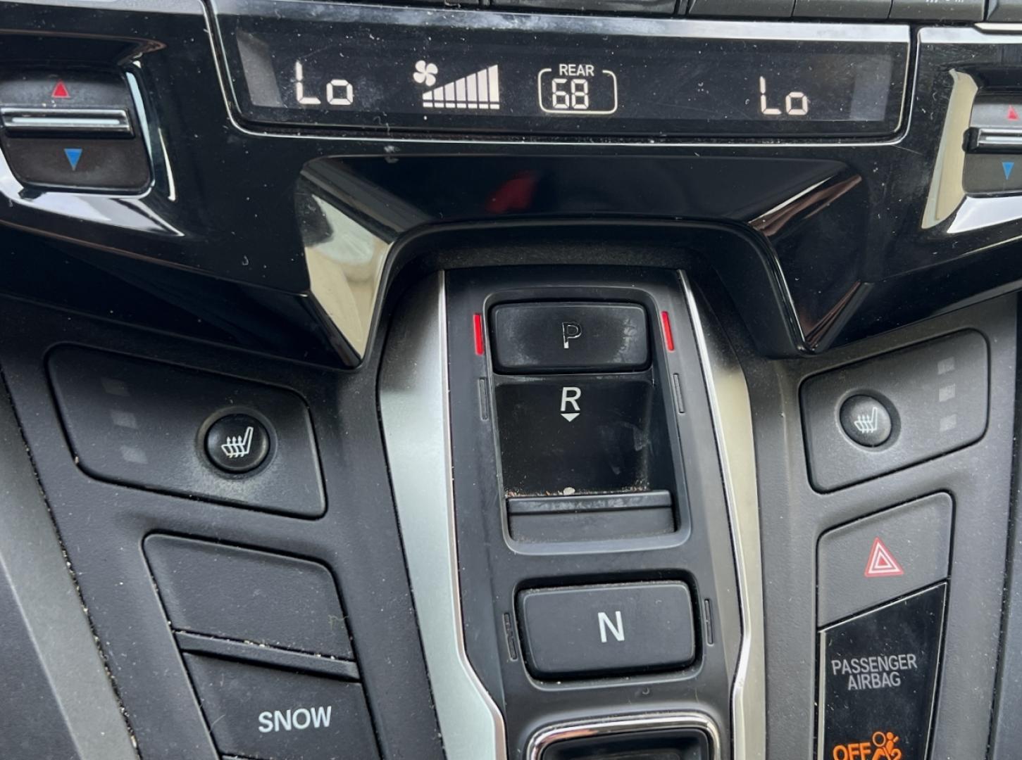 2019 GRAY /Gray Leather Honda Odyssey EX-L (5FNRL6H78KB) with an 3.5L V6 engine, Automatic transmission, located at 2990 Old Orchard Rd., Jackson, MO, 63755, 37.354214, -89.612106 - We have financing available and we accept trades! Fill out a credit application on our website or come by today! If you have any questions, give us a call at (573) 204-7777 or visit our website at firstautocredit.com. - Photo#4