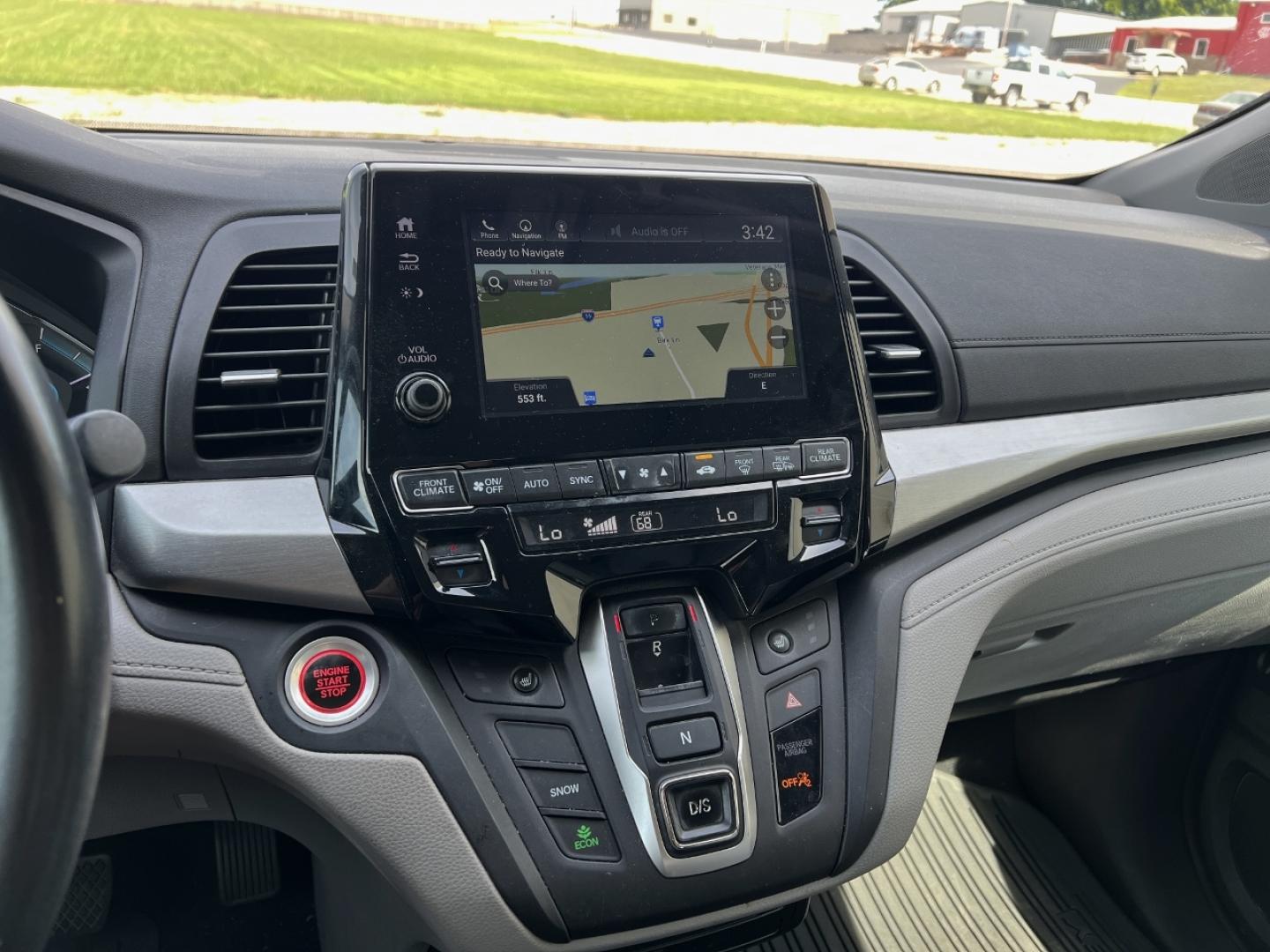 2019 GRAY /Gray Leather Honda Odyssey EX-L (5FNRL6H78KB) with an 3.5L V6 engine, Automatic transmission, located at 2990 Old Orchard Rd., Jackson, MO, 63755, 37.354214, -89.612106 - We have financing available and we accept trades! Fill out a credit application on our website or come by today! If you have any questions, give us a call at (573) 204-7777 or visit our website at firstautocredit.com. - Photo#2
