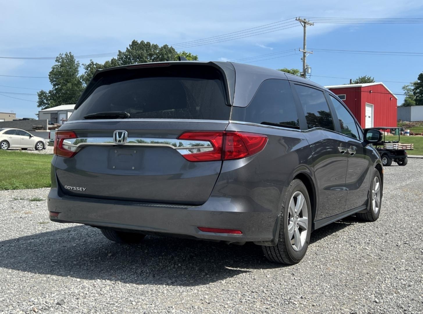 2019 GRAY /Gray Leather Honda Odyssey EX-L (5FNRL6H78KB) with an 3.5L V6 engine, Automatic transmission, located at 2990 Old Orchard Rd., Jackson, MO, 63755, 37.354214, -89.612106 - We have financing available and we accept trades! Fill out a credit application on our website or come by today! If you have any questions, give us a call at (573) 204-7777 or visit our website at firstautocredit.com. - Photo#11