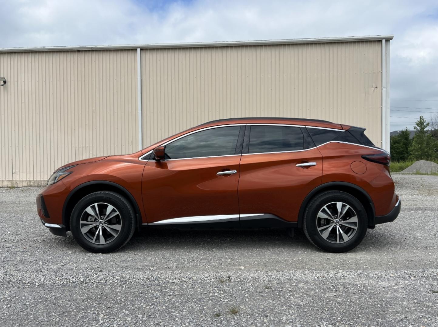 2022 ORANGE /Black Leather Nissan Murano SV (5N1AZ2BJ7NC) with an 3.5L V6 engine, CVT transmission, located at 2990 Old Orchard Rd., Jackson, MO, 63755, 37.354214, -89.612106 - We have financing available and we accept trades! Fill out a credit application on our website or come by today! If you have any questions, give us a call at (573) 204-7777 or visit our website at firstautocredit.com. - Photo#7