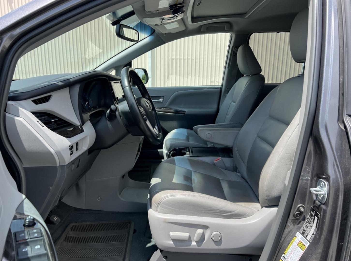 2015 GRAY /Gray Leather Toyota Sienna XLE FWD 8-Passenger V6 (5TDYK3DC3FS) with an 3.5L V6 engine, Automatic transmission, located at 2990 Old Orchard Rd., Jackson, MO, 63755, 37.354214, -89.612106 - We have financing available and we accept trades! Fill out a credit application on our website or come by today! If you have any questions, give us a call at (573) 204-7777 or visit our website at firstautocredit.com. - Photo#6