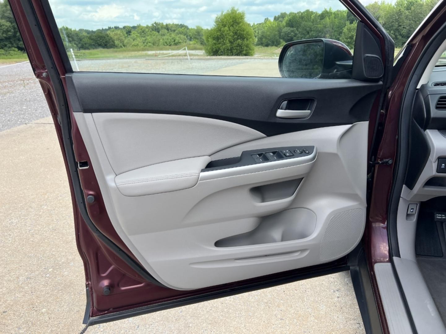 2013 MAROON /Gray Leather Honda CR-V EX-L 4WD (5J6RM4H7XDL) with an 2.4L 4 Cyl. engine, Automatic transmission, located at 506 S. Kingshighway, Cape Girardeau, MO, 63703, (573) 235-5000, 37.294991, -89.553635 - 2013 Honda CR-V EX-L Local 1-Owner Only 29xxx miles All Wheel Drive 2.4L 4 Cyl. Automatic Leather Backup Camera Power Driver Seat Heated Seats Sunroof Bluetooth Cruise Power Windows/Locks/Mirrors We have financing available and we accept trades! Fill out a credit application on our web - Photo#13