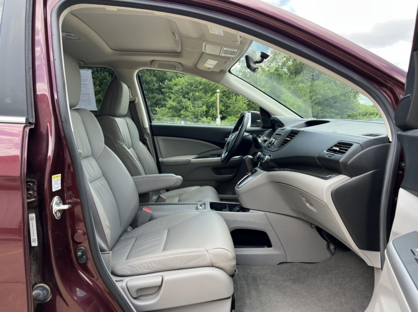 2013 MAROON /Gray Leather Honda CR-V EX-L 4WD (5J6RM4H7XDL) with an 2.4L 4 Cyl. engine, Automatic transmission, located at 506 S. Kingshighway, Cape Girardeau, MO, 63703, (573) 235-5000, 37.294991, -89.553635 - 2013 Honda CR-V EX-L Local 1-Owner Only 29xxx miles All Wheel Drive 2.4L 4 Cyl. Automatic Leather Backup Camera Power Driver Seat Heated Seats Sunroof Bluetooth Cruise Power Windows/Locks/Mirrors We have financing available and we accept trades! Fill out a credit application on our web - Photo#16