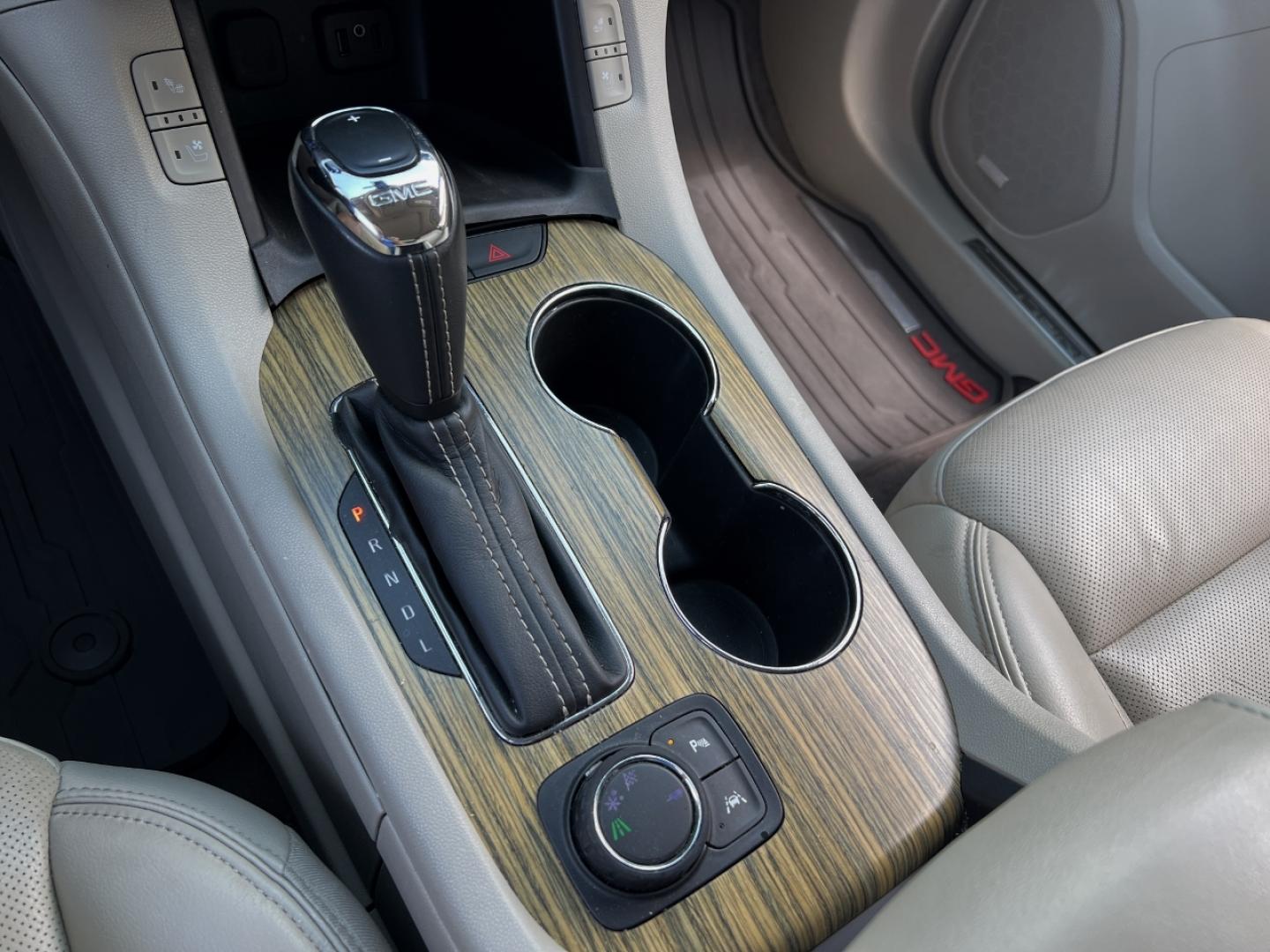 2019 GREEN /Tan Leather GMC Acadia Denali FWD (1GKKNPLS5KZ) with an 3.6L V6 engine, Automatic transmission, located at 2990 Old Orchard Rd., Jackson, MO, 63755, 37.354214, -89.612106 - 2019 GMC Acadia Denali Local 1-Owner 87xxx miles Front Wheel Drive 3.6L V6 Automatic Leather 3rd Row Navigation Power/Heated/Cooled Seats Heated Rear Seats Heated Steering Wheel Backup Camera Sunroof Bluetooth Remote Start Cruise Power Windows/Locks/Mirrors We have financing availa - Photo#29