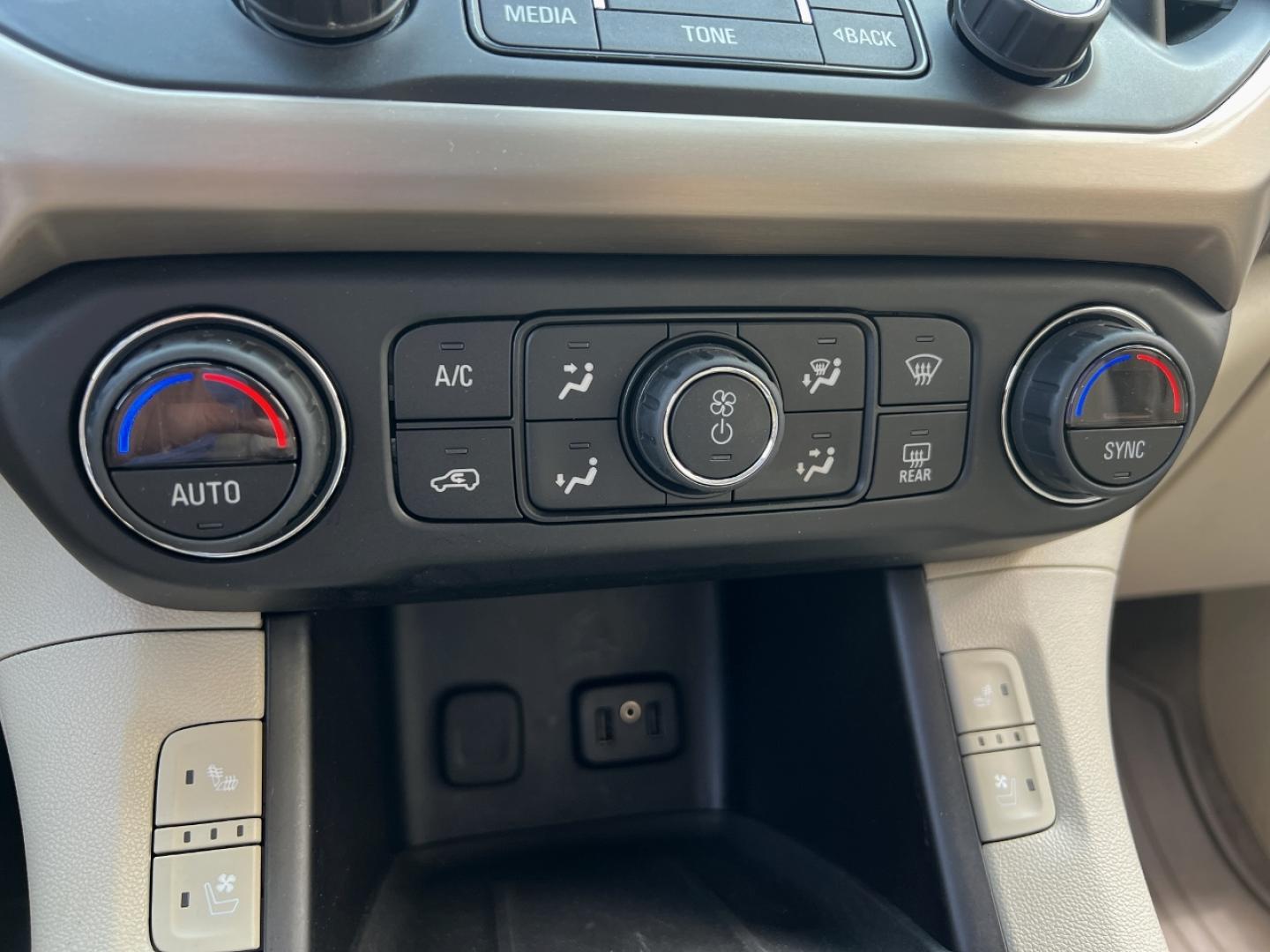 2019 GREEN /Tan Leather GMC Acadia Denali FWD (1GKKNPLS5KZ) with an 3.6L V6 engine, Automatic transmission, located at 2990 Old Orchard Rd., Jackson, MO, 63755, 37.354214, -89.612106 - 2019 GMC Acadia Denali Local 1-Owner 87xxx miles Front Wheel Drive 3.6L V6 Automatic Leather 3rd Row Navigation Power/Heated/Cooled Seats Heated Rear Seats Heated Steering Wheel Backup Camera Sunroof Bluetooth Remote Start Cruise Power Windows/Locks/Mirrors We have financing availa - Photo#31