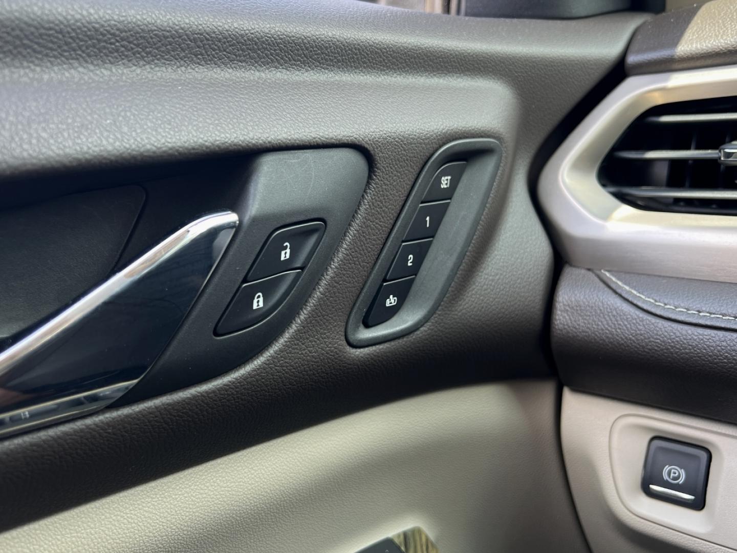 2019 GREEN /Tan Leather GMC Acadia Denali FWD (1GKKNPLS5KZ) with an 3.6L V6 engine, Automatic transmission, located at 2990 Old Orchard Rd., Jackson, MO, 63755, 37.354214, -89.612106 - 2019 GMC Acadia Denali Local 1-Owner 87xxx miles Front Wheel Drive 3.6L V6 Automatic Leather 3rd Row Navigation Power/Heated/Cooled Seats Heated Rear Seats Heated Steering Wheel Backup Camera Sunroof Bluetooth Remote Start Cruise Power Windows/Locks/Mirrors We have financing availa - Photo#35