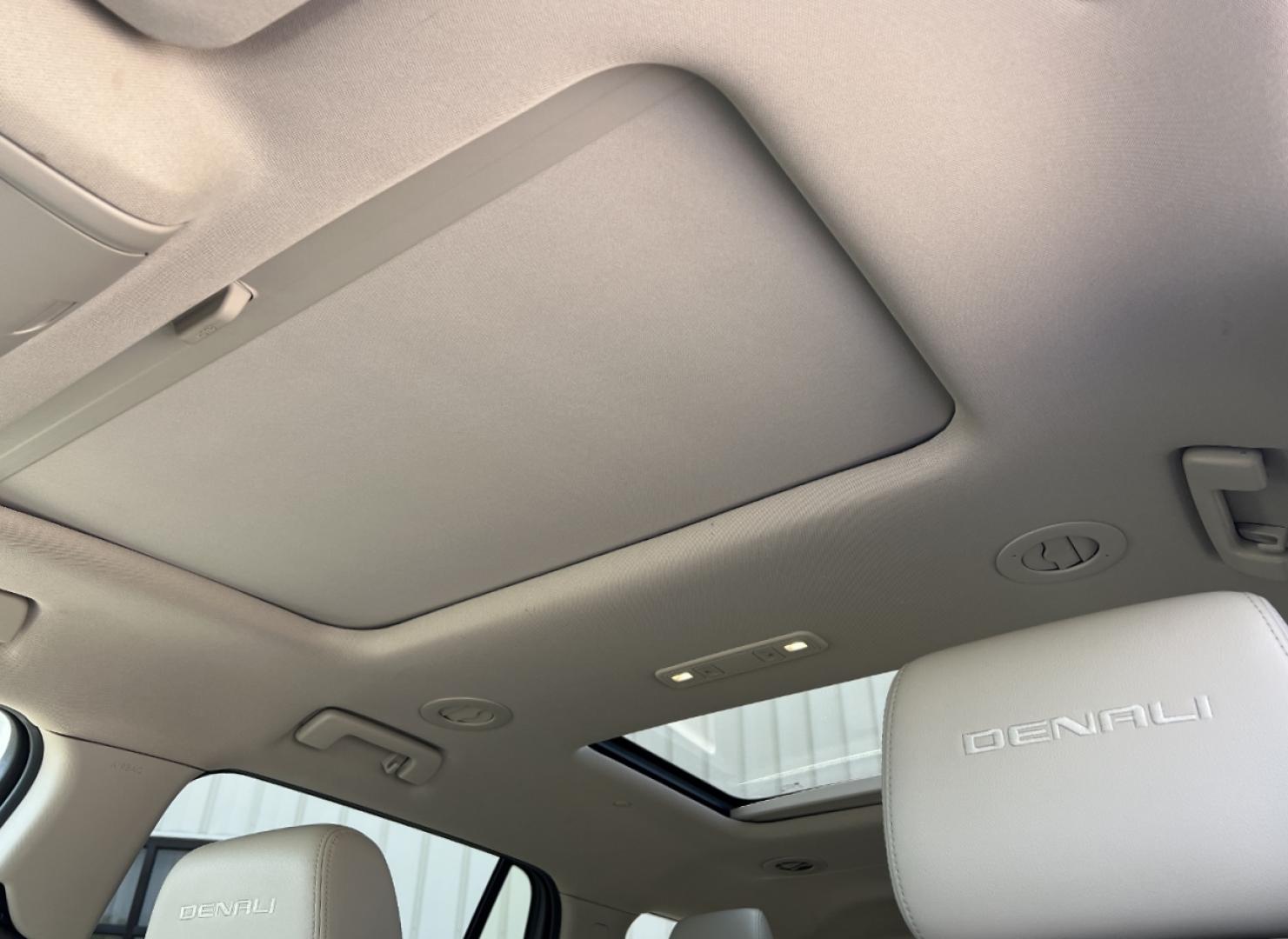 2019 GREEN /Tan Leather GMC Acadia Denali FWD (1GKKNPLS5KZ) with an 3.6L V6 engine, Automatic transmission, located at 2990 Old Orchard Rd., Jackson, MO, 63755, 37.354214, -89.612106 - 2019 GMC Acadia Denali Local 1-Owner 87xxx miles Front Wheel Drive 3.6L V6 Automatic Leather 3rd Row Navigation Power/Heated/Cooled Seats Heated Rear Seats Heated Steering Wheel Backup Camera Sunroof Bluetooth Remote Start Cruise Power Windows/Locks/Mirrors We have financing availa - Photo#5