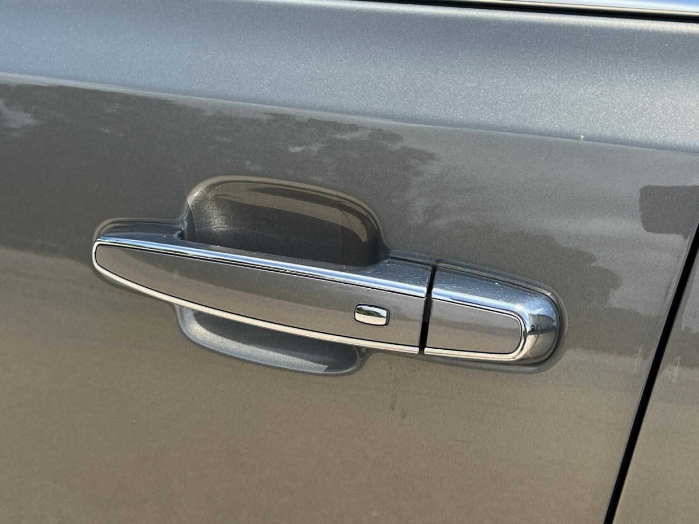 2019 GREEN /Tan Leather GMC Acadia Denali FWD (1GKKNPLS5KZ) with an 3.6L V6 engine, Automatic transmission, located at 2990 Old Orchard Rd., Jackson, MO, 63755, 37.354214, -89.612106 - 2019 GMC Acadia Denali Local 1-Owner 87xxx miles Front Wheel Drive 3.6L V6 Automatic Leather 3rd Row Navigation Power/Heated/Cooled Seats Heated Rear Seats Heated Steering Wheel Backup Camera Sunroof Bluetooth Remote Start Cruise Power Windows/Locks/Mirrors We have financing availa - Photo#40