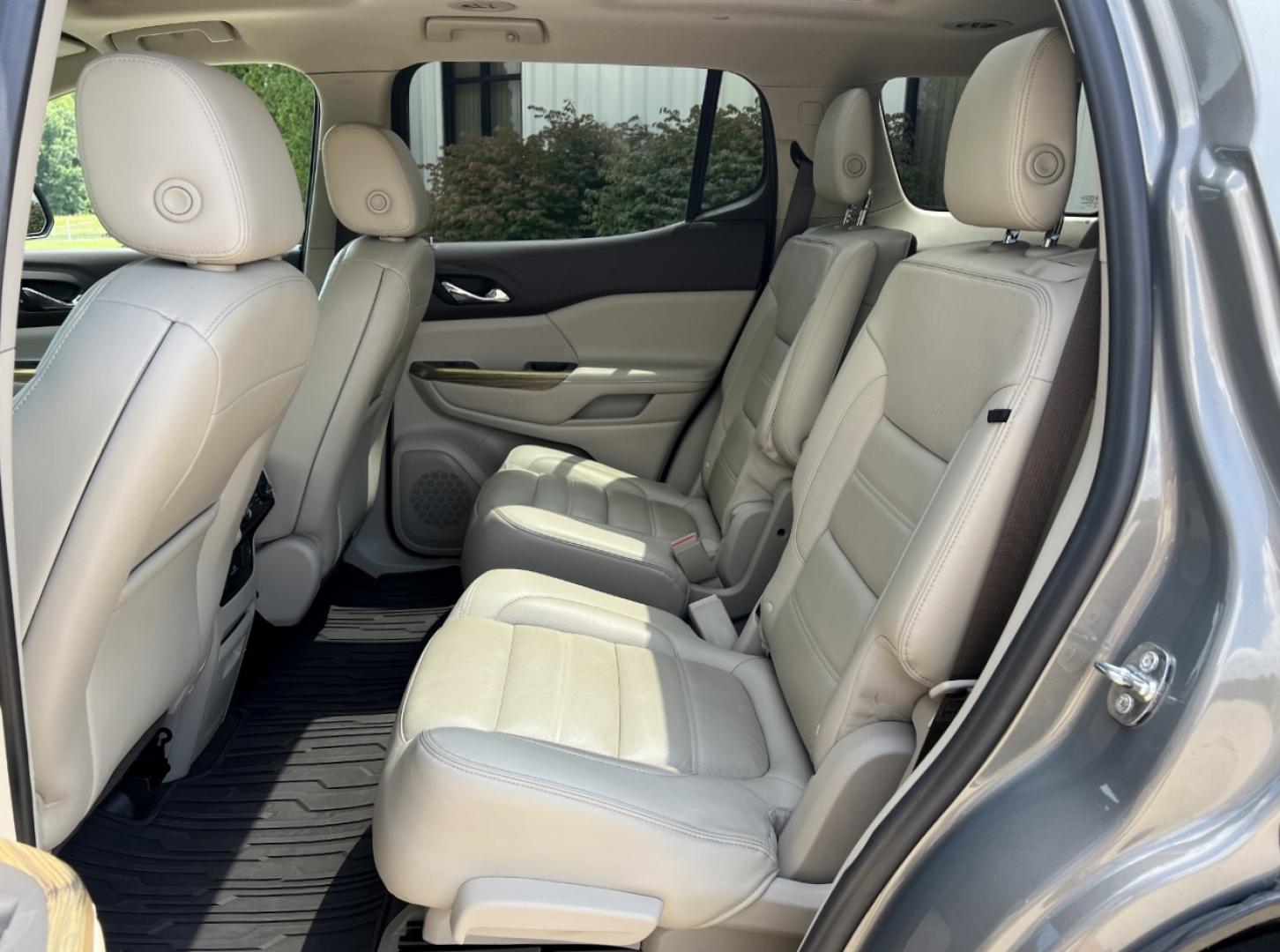 2019 GREEN /Tan Leather GMC Acadia Denali FWD (1GKKNPLS5KZ) with an 3.6L V6 engine, Automatic transmission, located at 2990 Old Orchard Rd., Jackson, MO, 63755, 37.354214, -89.612106 - 2019 GMC Acadia Denali Local 1-Owner 87xxx miles Front Wheel Drive 3.6L V6 Automatic Leather 3rd Row Navigation Power/Heated/Cooled Seats Heated Rear Seats Heated Steering Wheel Backup Camera Sunroof Bluetooth Remote Start Cruise Power Windows/Locks/Mirrors We have financing availa - Photo#20