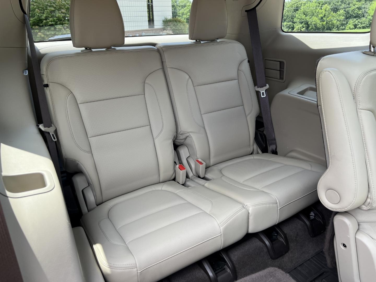2019 GREEN /Tan Leather GMC Acadia Denali FWD (1GKKNPLS5KZ) with an 3.6L V6 engine, Automatic transmission, located at 2990 Old Orchard Rd., Jackson, MO, 63755, 37.354214, -89.612106 - 2019 GMC Acadia Denali Local 1-Owner 87xxx miles Front Wheel Drive 3.6L V6 Automatic Leather 3rd Row Navigation Power/Heated/Cooled Seats Heated Rear Seats Heated Steering Wheel Backup Camera Sunroof Bluetooth Remote Start Cruise Power Windows/Locks/Mirrors We have financing availa - Photo#22