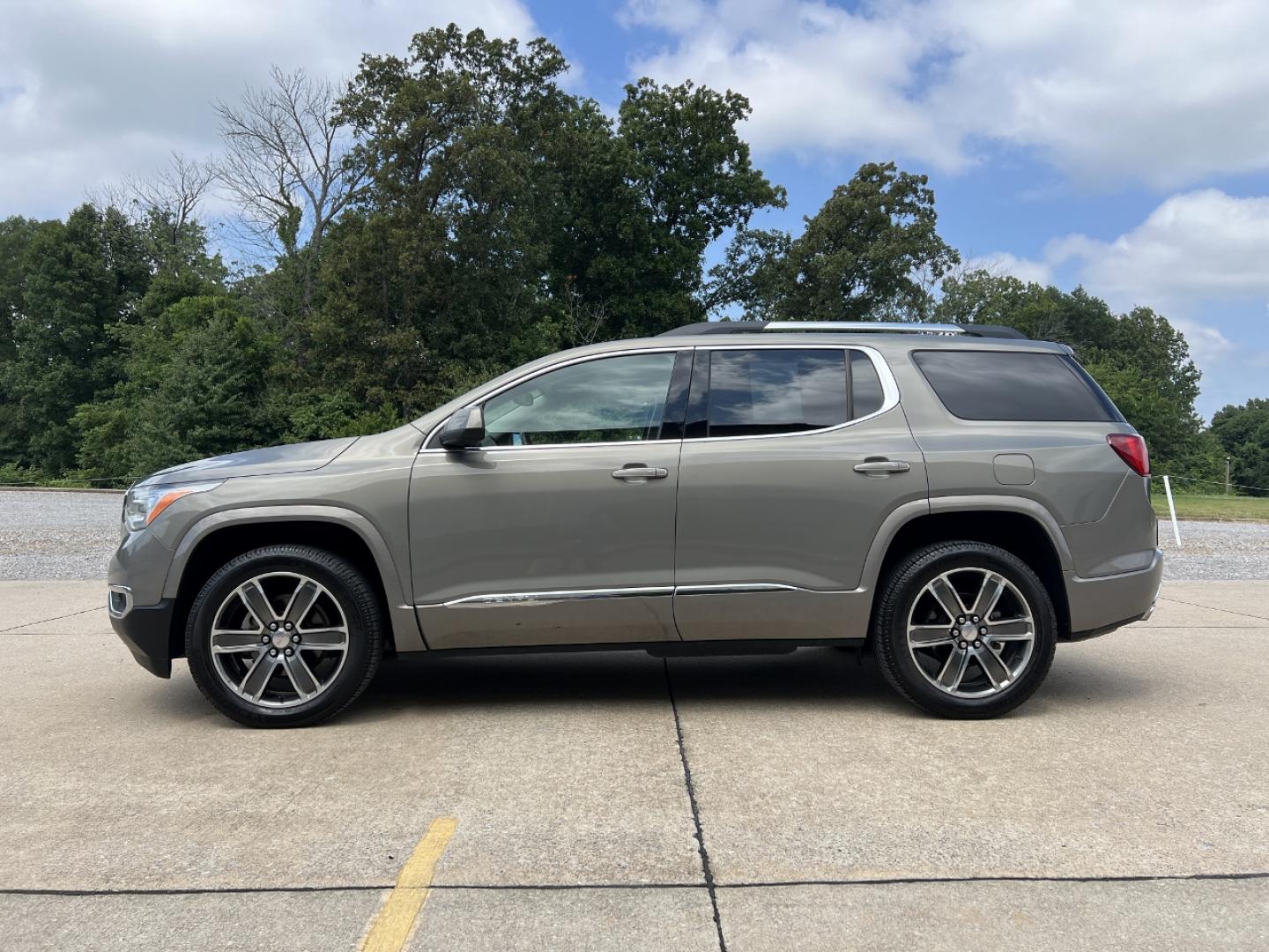 2019 GREEN /Tan Leather GMC Acadia Denali FWD (1GKKNPLS5KZ) with an 3.6L V6 engine, Automatic transmission, located at 2990 Old Orchard Rd., Jackson, MO, 63755, 37.354214, -89.612106 - 2019 GMC Acadia Denali Local 1-Owner 87xxx miles Front Wheel Drive 3.6L V6 Automatic Leather 3rd Row Navigation Power/Heated/Cooled Seats Heated Rear Seats Heated Steering Wheel Backup Camera Sunroof Bluetooth Remote Start Cruise Power Windows/Locks/Mirrors We have financing availa - Photo#10