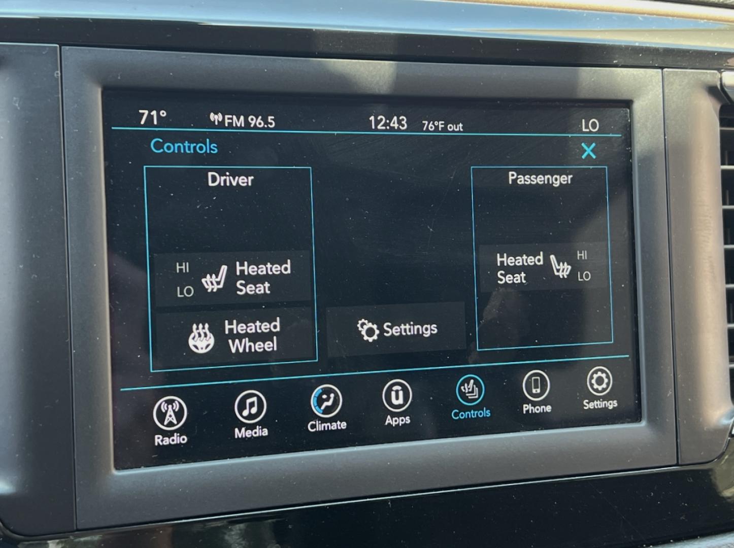 2019 BLUE /Black Leather Chrysler Pacifica Touring-L (2C4RC1BG3KR) with an 3.6L V6 engine, Automatic transmission, located at 2990 Old Orchard Rd., Jackson, MO, 63755, 37.354214, -89.612106 - We have financing available and we accept trades! Fill out a credit application on our website or come by today! If you have any questions, give us a call at (573) 204-7777 or visit our website at firstautocredit.com. - Photo#2