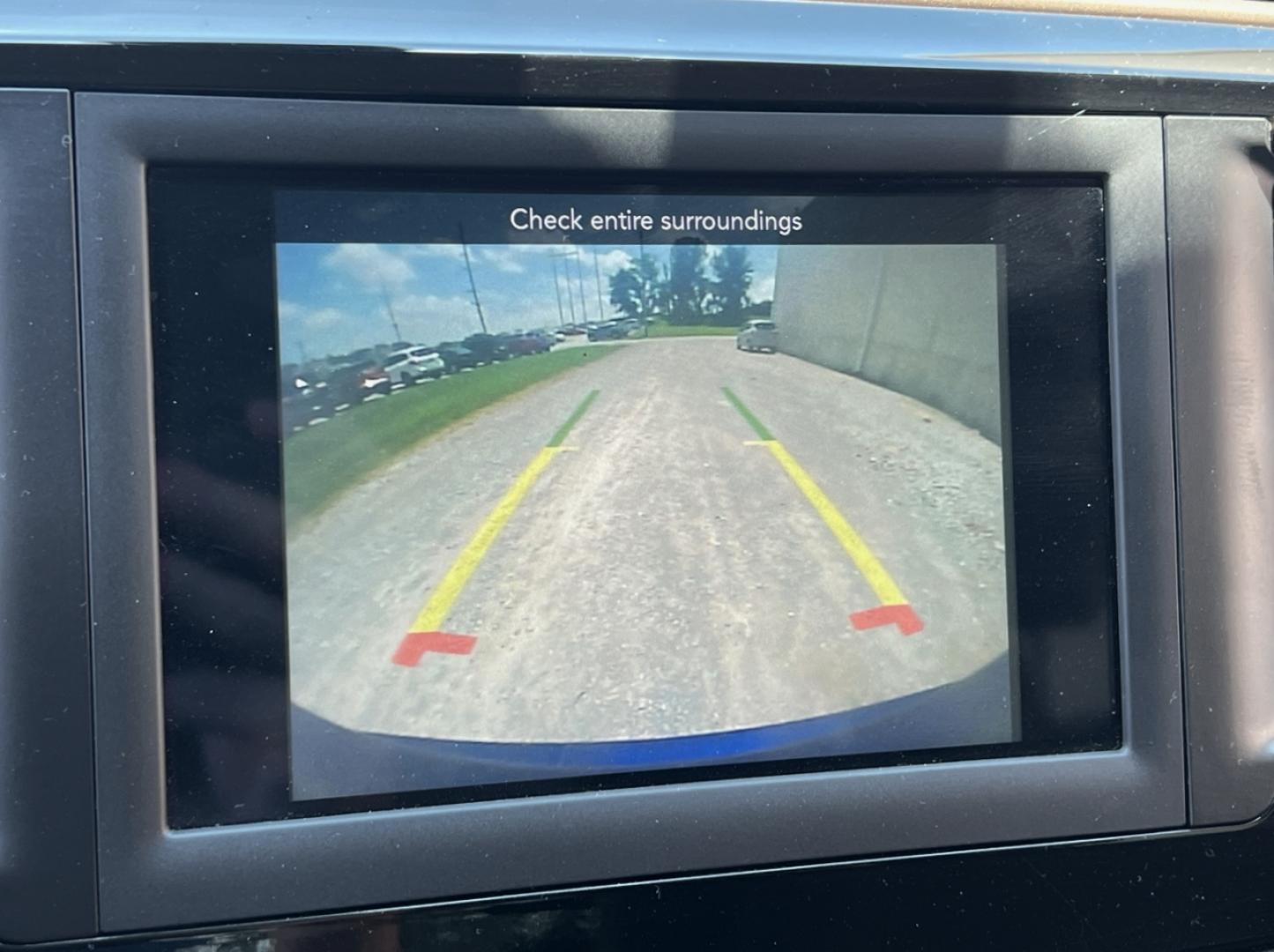 2019 BLUE /Black Leather Chrysler Pacifica Touring-L (2C4RC1BG3KR) with an 3.6L V6 engine, Automatic transmission, located at 2990 Old Orchard Rd., Jackson, MO, 63755, 37.354214, -89.612106 - We have financing available and we accept trades! Fill out a credit application on our website or come by today! If you have any questions, give us a call at (573) 204-7777 or visit our website at firstautocredit.com. - Photo#3