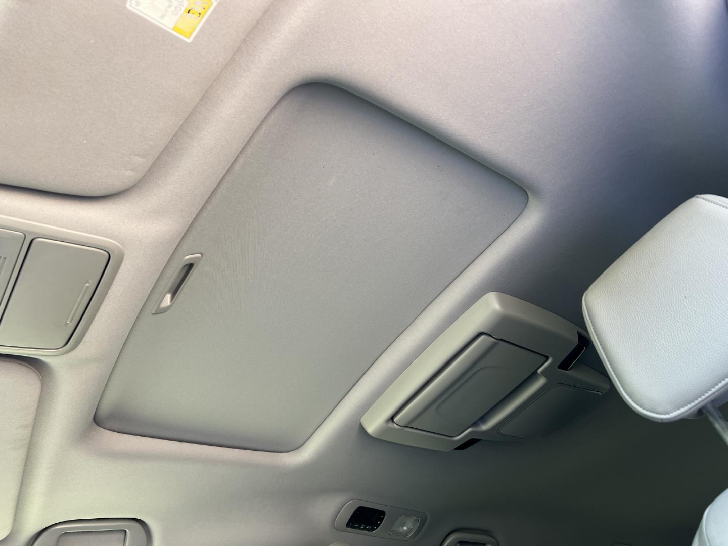 2019 GRAY /Gray Leather Honda Odyssey EX-L (5FNRL6H75KB) with an 3.5L V6 engine, Automatic transmission, located at 506 S. Kingshighway, Cape Girardeau, MO, 63703, (573) 235-5000, 37.294991, -89.553635 - 2019 Honda Odyssey EX-L 87xxx miles Front Wheel Drive 3.5L V6 Automatic Leather 3rd Row Navigation Rear Entertainment Power/Heated Seats Backup Camera Sunroof Bluetooth Remote Start Cruise Power Windows/Locks/Mirrors We have financing available and we accept trades! Fill out a credit - Photo#5