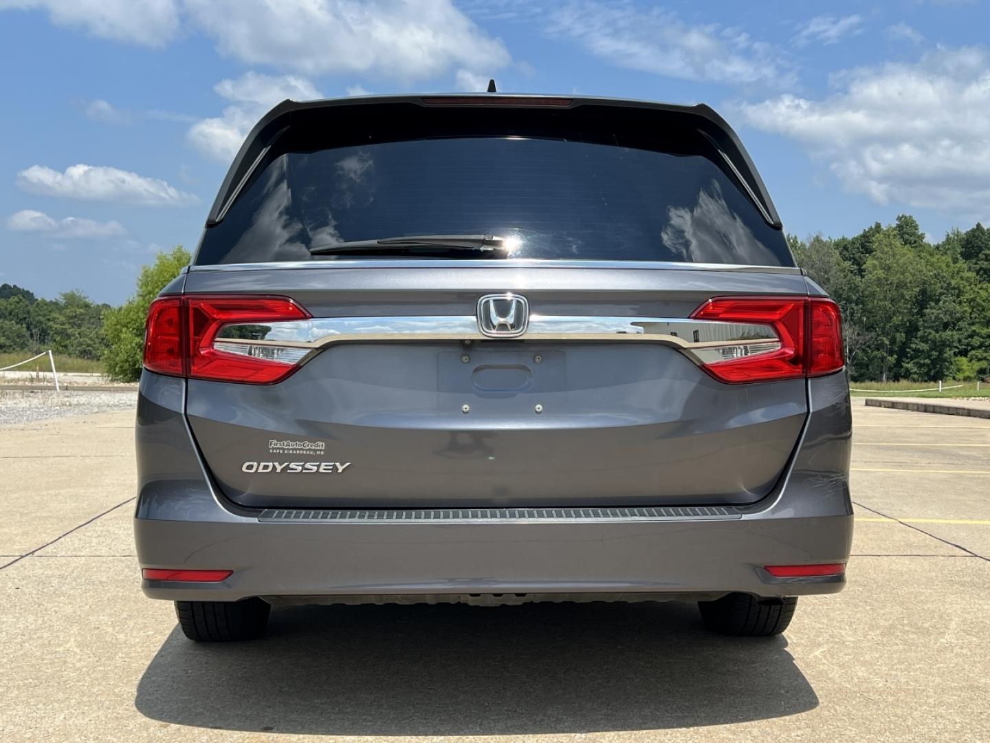 2019 GRAY /Gray Leather Honda Odyssey EX-L (5FNRL6H75KB) with an 3.5L V6 engine, Automatic transmission, located at 506 S. Kingshighway, Cape Girardeau, MO, 63703, (573) 235-5000, 37.294991, -89.553635 - 2019 Honda Odyssey EX-L 87xxx miles Front Wheel Drive 3.5L V6 Automatic Leather 3rd Row Navigation Rear Entertainment Power/Heated Seats Backup Camera Sunroof Bluetooth Remote Start Cruise Power Windows/Locks/Mirrors We have financing available and we accept trades! Fill out a credit - Photo#14