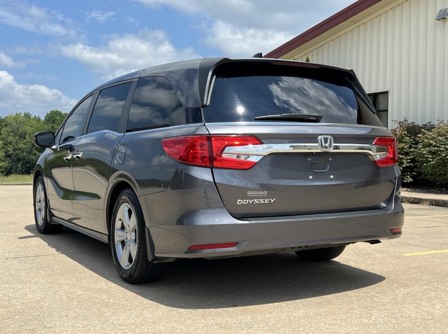 2019 GRAY /Gray Leather Honda Odyssey EX-L (5FNRL6H75KB) with an 3.5L V6 engine, Automatic transmission, located at 506 S. Kingshighway, Cape Girardeau, MO, 63703, (573) 235-5000, 37.294991, -89.553635 - 2019 Honda Odyssey EX-L 87xxx miles Front Wheel Drive 3.5L V6 Automatic Leather 3rd Row Navigation Rear Entertainment Power/Heated Seats Backup Camera Sunroof Bluetooth Remote Start Cruise Power Windows/Locks/Mirrors We have financing available and we accept trades! Fill out a credit - Photo#13