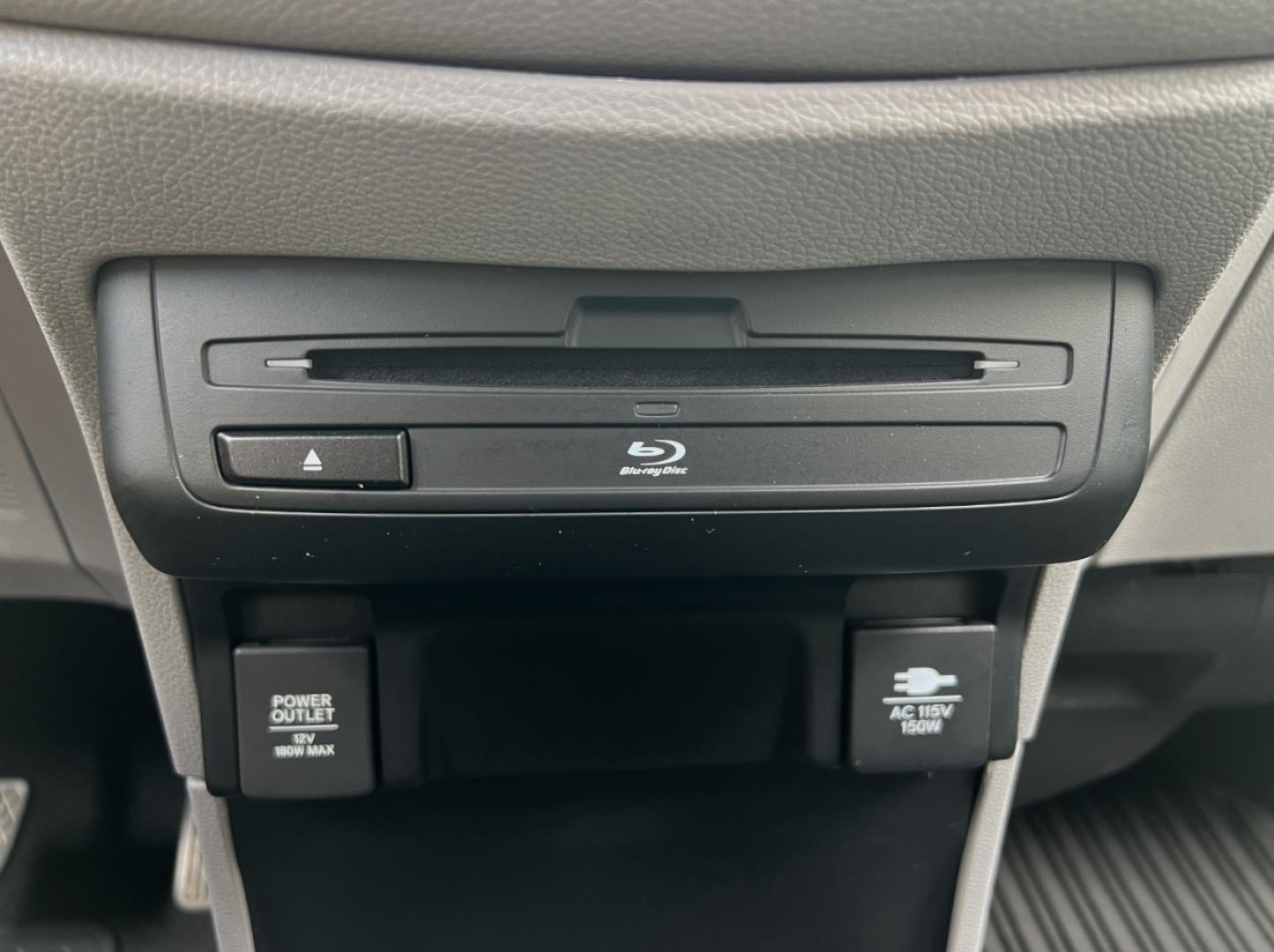 2019 GRAY /Gray Leather Honda Odyssey EX-L (5FNRL6H75KB) with an 3.5L V6 engine, Automatic transmission, located at 506 S. Kingshighway, Cape Girardeau, MO, 63703, (573) 235-5000, 37.294991, -89.553635 - 2019 Honda Odyssey EX-L 87xxx miles Front Wheel Drive 3.5L V6 Automatic Leather 3rd Row Navigation Rear Entertainment Power/Heated Seats Backup Camera Sunroof Bluetooth Remote Start Cruise Power Windows/Locks/Mirrors We have financing available and we accept trades! Fill out a credit - Photo#29