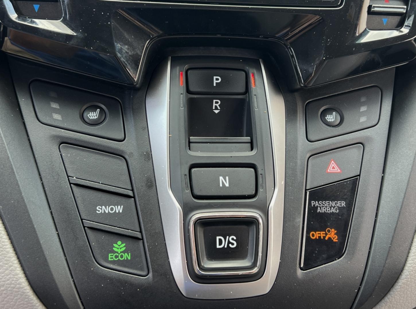 2019 GRAY /Gray Leather Honda Odyssey EX-L (5FNRL6H75KB) with an 3.5L V6 engine, Automatic transmission, located at 506 S. Kingshighway, Cape Girardeau, MO, 63703, (573) 235-5000, 37.294991, -89.553635 - 2019 Honda Odyssey EX-L 87xxx miles Front Wheel Drive 3.5L V6 Automatic Leather 3rd Row Navigation Rear Entertainment Power/Heated Seats Backup Camera Sunroof Bluetooth Remote Start Cruise Power Windows/Locks/Mirrors We have financing available and we accept trades! Fill out a credit - Photo#4