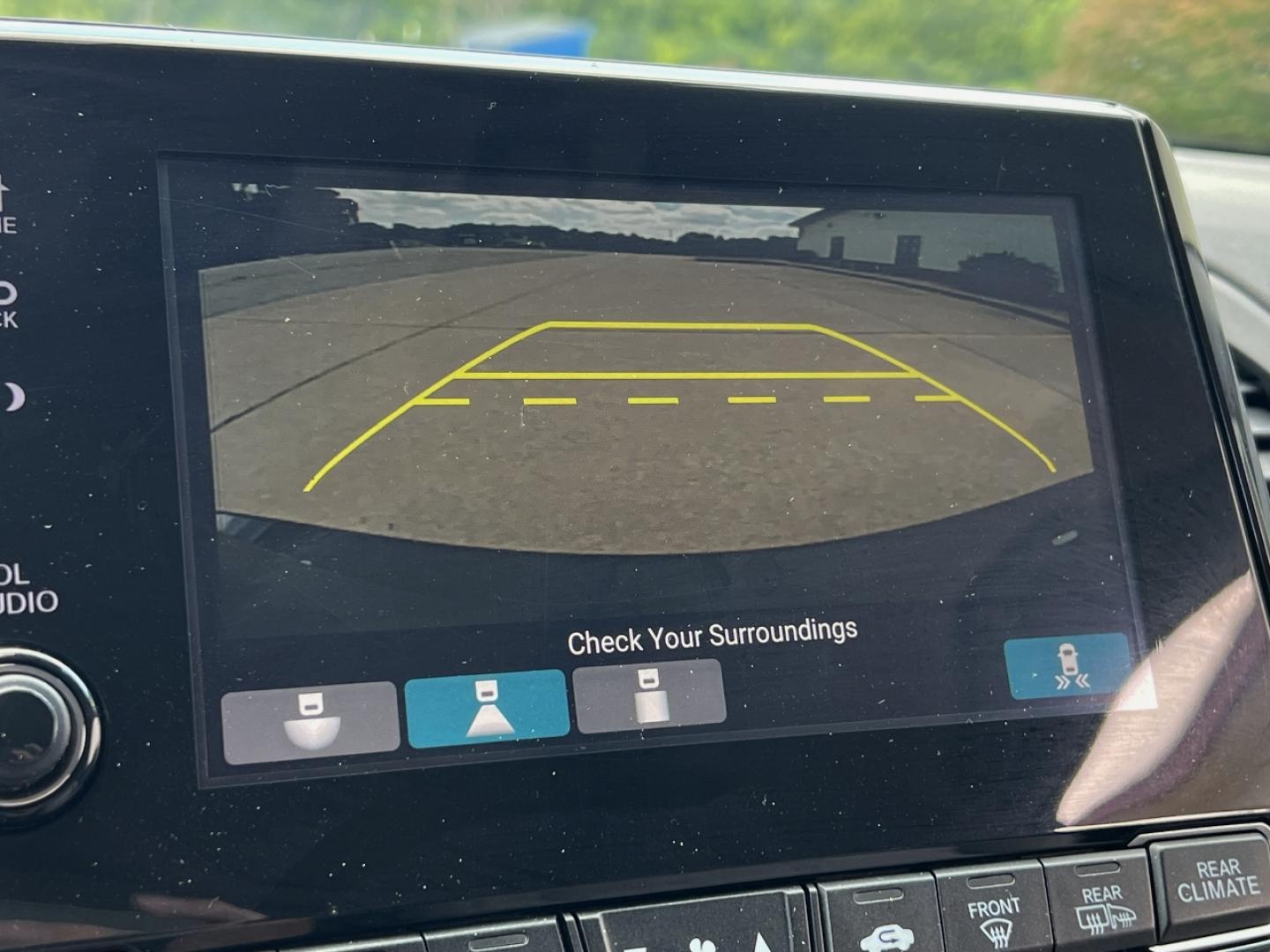 2019 GRAY /Gray Leather Honda Odyssey EX-L (5FNRL6H75KB) with an 3.5L V6 engine, Automatic transmission, located at 506 S. Kingshighway, Cape Girardeau, MO, 63703, (573) 235-5000, 37.294991, -89.553635 - 2019 Honda Odyssey EX-L 87xxx miles Front Wheel Drive 3.5L V6 Automatic Leather 3rd Row Navigation Rear Entertainment Power/Heated Seats Backup Camera Sunroof Bluetooth Remote Start Cruise Power Windows/Locks/Mirrors We have financing available and we accept trades! Fill out a credit - Photo#3