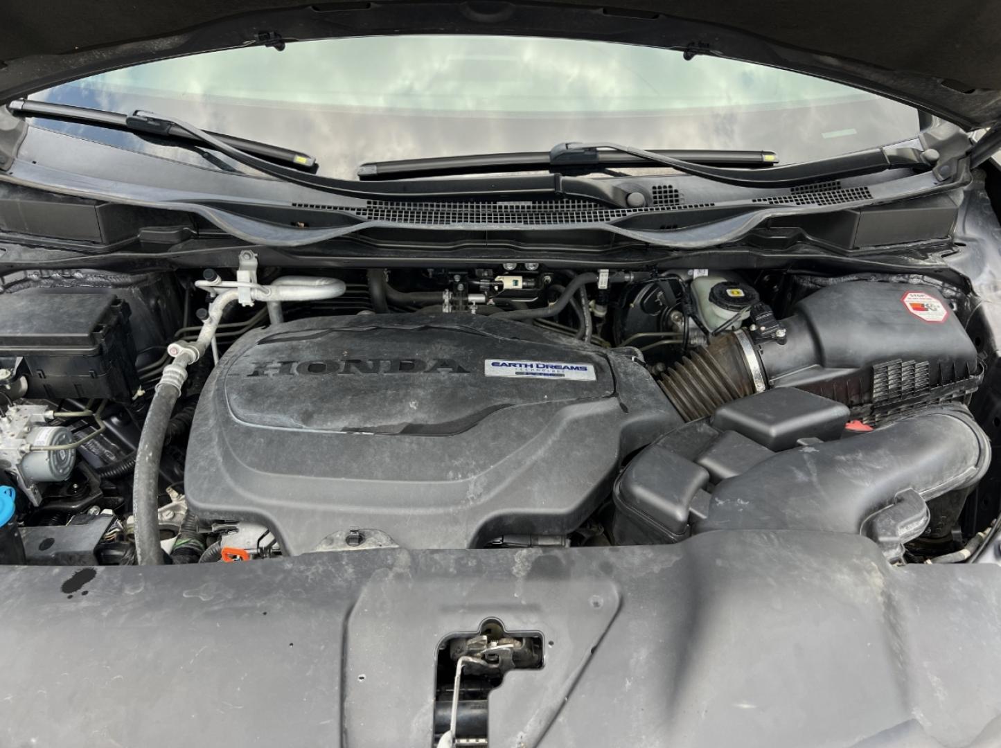 2019 GRAY /Gray Leather Honda Odyssey EX-L (5FNRL6H75KB) with an 3.5L V6 engine, Automatic transmission, located at 506 S. Kingshighway, Cape Girardeau, MO, 63703, (573) 235-5000, 37.294991, -89.553635 - 2019 Honda Odyssey EX-L 87xxx miles Front Wheel Drive 3.5L V6 Automatic Leather 3rd Row Navigation Rear Entertainment Power/Heated Seats Backup Camera Sunroof Bluetooth Remote Start Cruise Power Windows/Locks/Mirrors We have financing available and we accept trades! Fill out a credit - Photo#41
