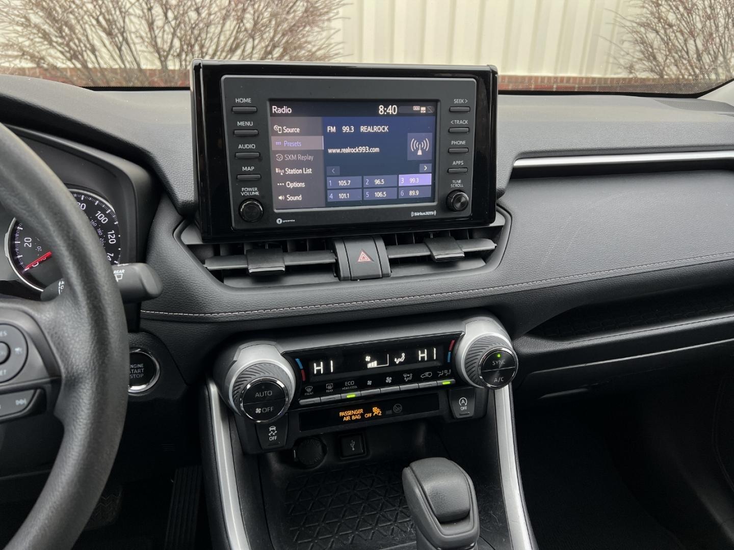 2020 BLACK /Gray Cloth TOYOTA RAV4 XLE (2T3P1RFV8LC) with an 2.5L 4 Cyl. engine, Automatic transmission, located at 2990 Old Orchard Rd., Jackson, MO, 63755, 37.354214, -89.612106 - 2020 Toyota RAV4 XLE 1-Owner 135xxx miles All Wheel Drive 2.5L 4 Cyl. Automatic Backup Camera Power Driver Seat Bluetooth Cruise Power Windows/Locks/Mirrors We have financing available and we accept trades! Fill out a credit application on our website or come by today! If you have any qu - Photo#23