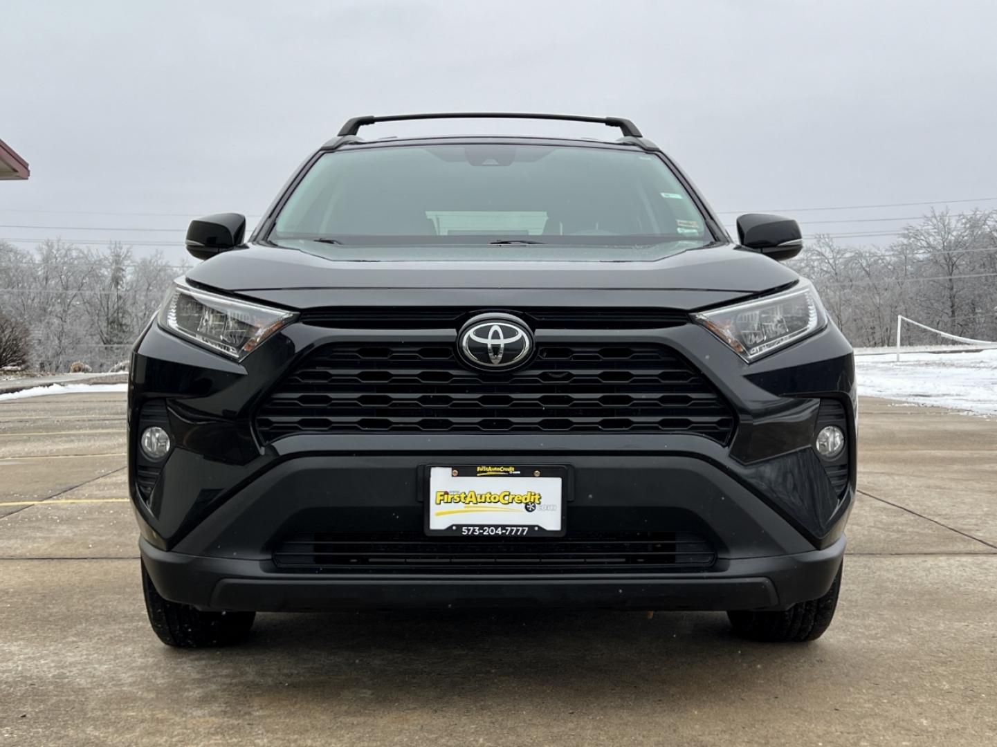 2020 BLACK /Gray Cloth TOYOTA RAV4 XLE (2T3P1RFV8LC) with an 2.5L 4 Cyl. engine, Automatic transmission, located at 2990 Old Orchard Rd., Jackson, MO, 63755, 37.354214, -89.612106 - 2020 Toyota RAV4 XLE 1-Owner 135xxx miles All Wheel Drive 2.5L 4 Cyl. Automatic Backup Camera Power Driver Seat Bluetooth Cruise Power Windows/Locks/Mirrors We have financing available and we accept trades! Fill out a credit application on our website or come by today! If you have any qu - Photo#10