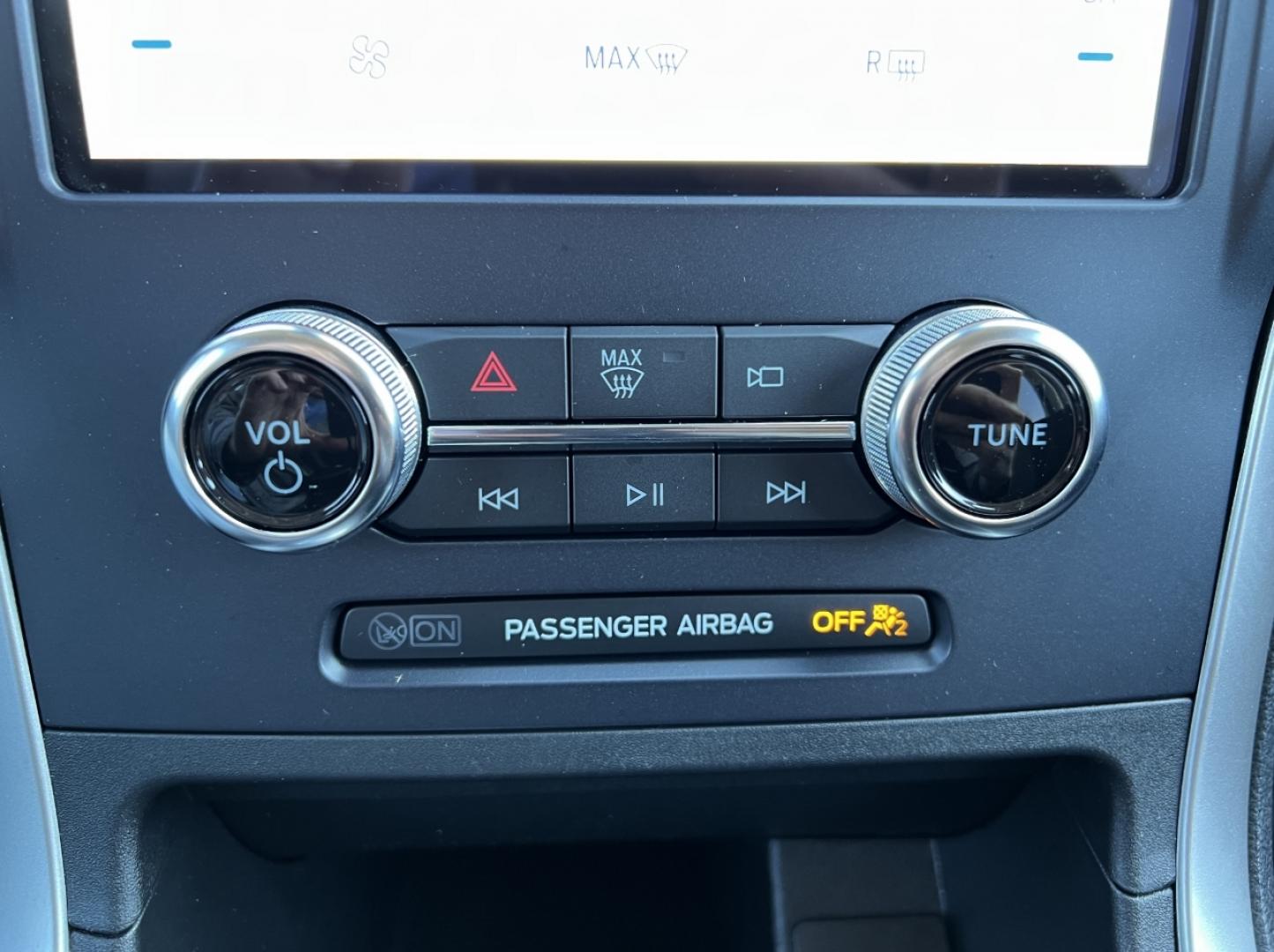 2023 BLUE /Black Cloth FORD EDGE SE (2FMPK4G95PB) with an 2.0L 4 Cyl. engine, Automatic transmission, located at 2990 Old Orchard Rd., Jackson, MO, 63755, 37.354214, -89.612106 - 2023 Ford Edge SE 1-Owner 109xxx miles All Wheel Drive 2.0L 4 Cyl. Automatic Backup Camera Bluetooth Cruise Power Windows/Locks/Mirrors We have financing available and we accept trades! Fill out a credit application on our website or come by today! If you have any questions, give us a cal - Photo#24