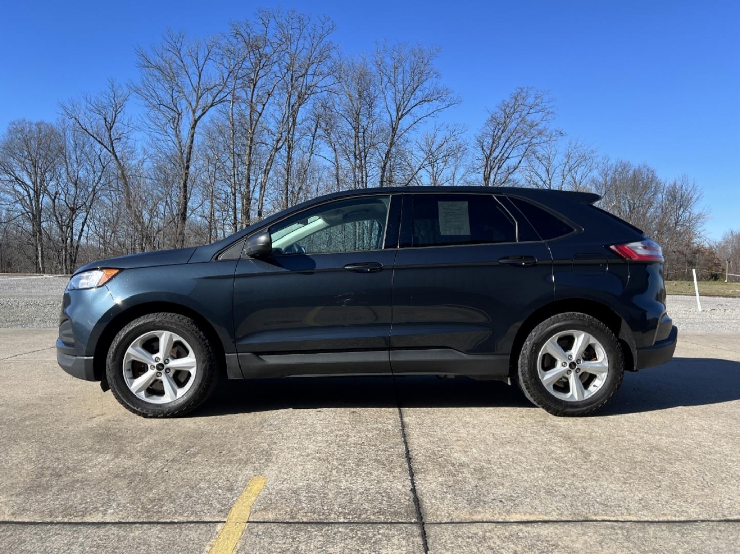 2023 BLUE /Black Cloth FORD EDGE SE (2FMPK4G95PB) with an 2.0L 4 Cyl. engine, Automatic transmission, located at 2990 Old Orchard Rd., Jackson, MO, 63755, 37.354214, -89.612106 - 2023 Ford Edge SE 1-Owner 109xxx miles All Wheel Drive 2.0L 4 Cyl. Automatic Backup Camera Bluetooth Cruise Power Windows/Locks/Mirrors We have financing available and we accept trades! Fill out a credit application on our website or come by today! If you have any questions, give us a cal - Photo#4